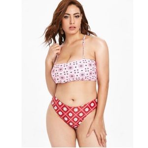 ✨3/$30✨Zaful Floral Bandeau Bikini